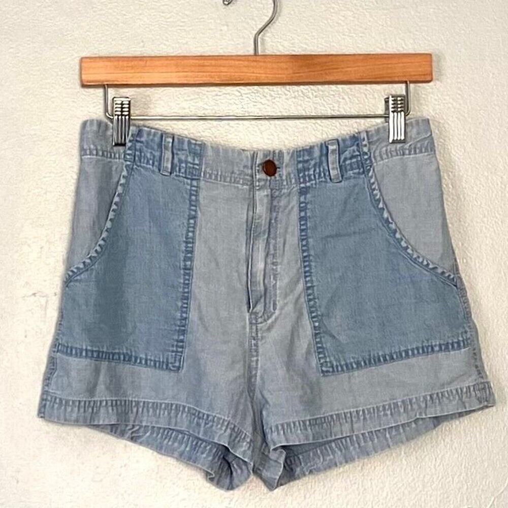Tommy Hilfiger Denim Shorts Size 26 Front Seam Pockets Jean Blue Chambray Soft
